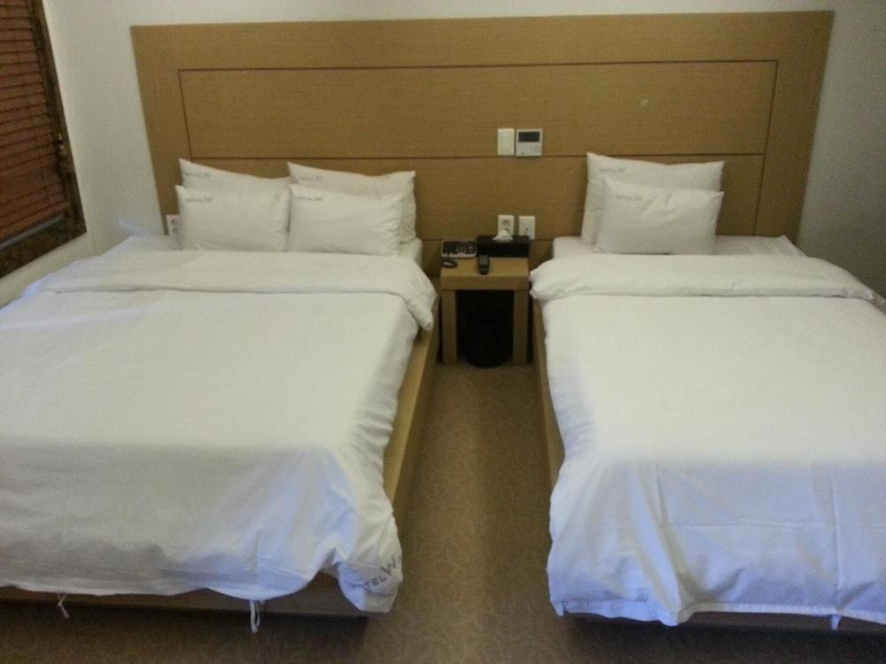 Hotel W Shinjeju Exterior photo